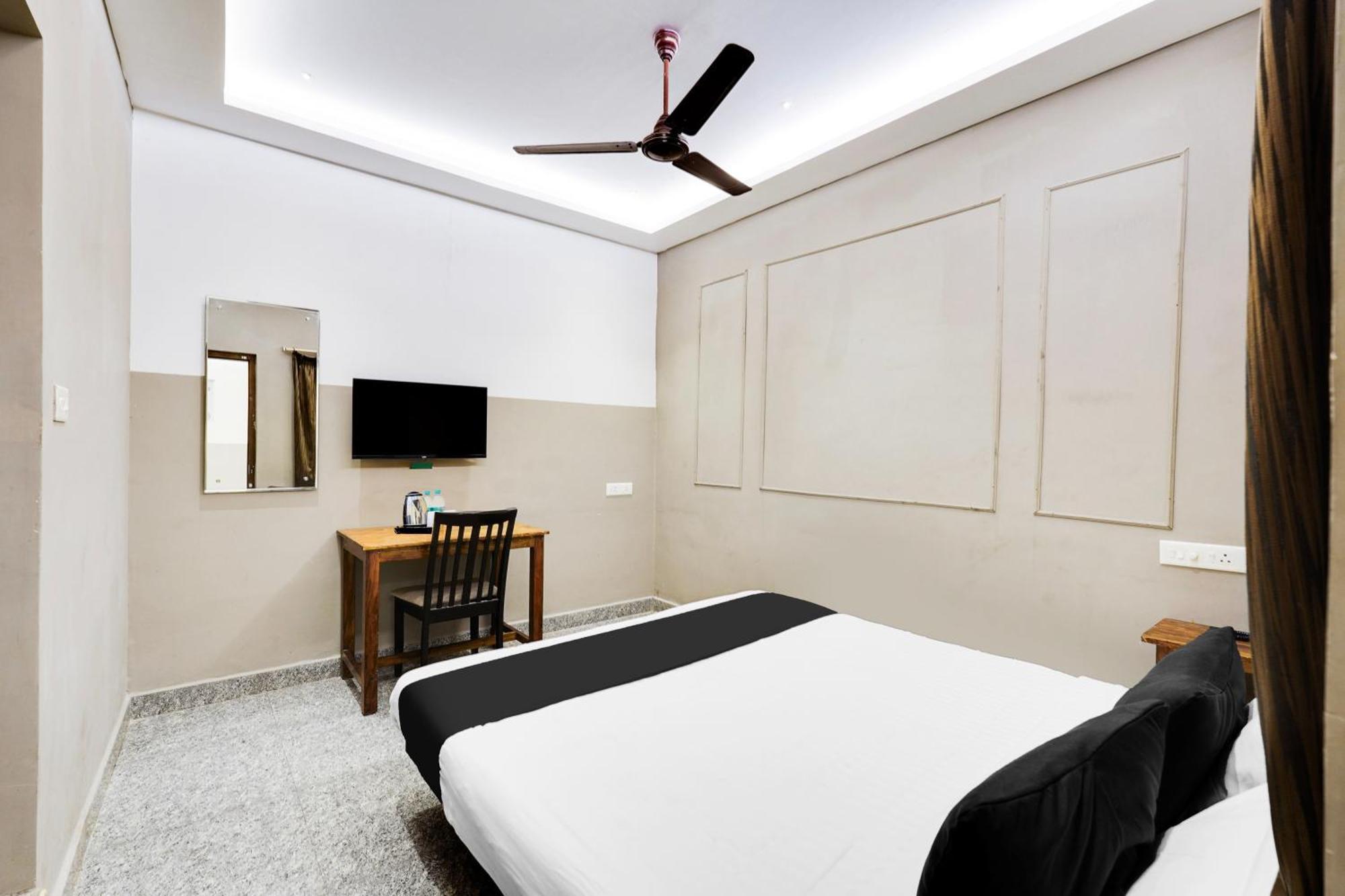 Super Hotel O White Town Formerly Seascape Residency Puduččéri Exteriér fotografie